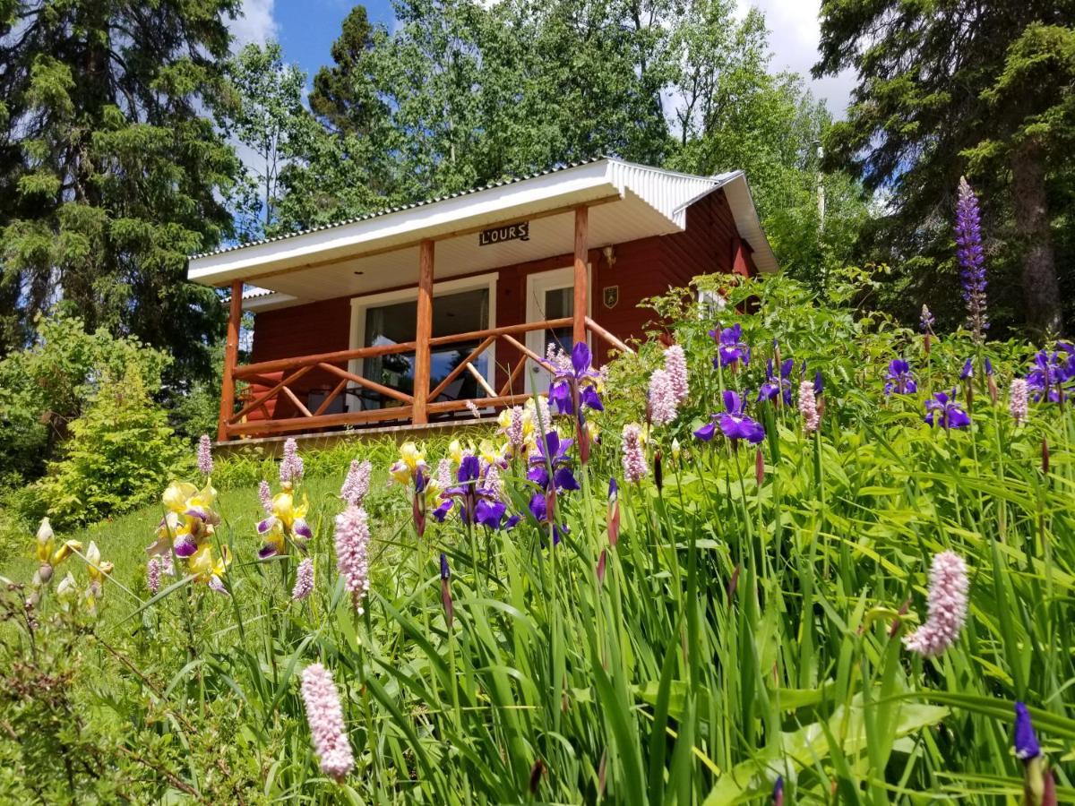 Kan-A-Mouche Pourvoirie Auberge Et Chalets Saint-Michel 외부 사진